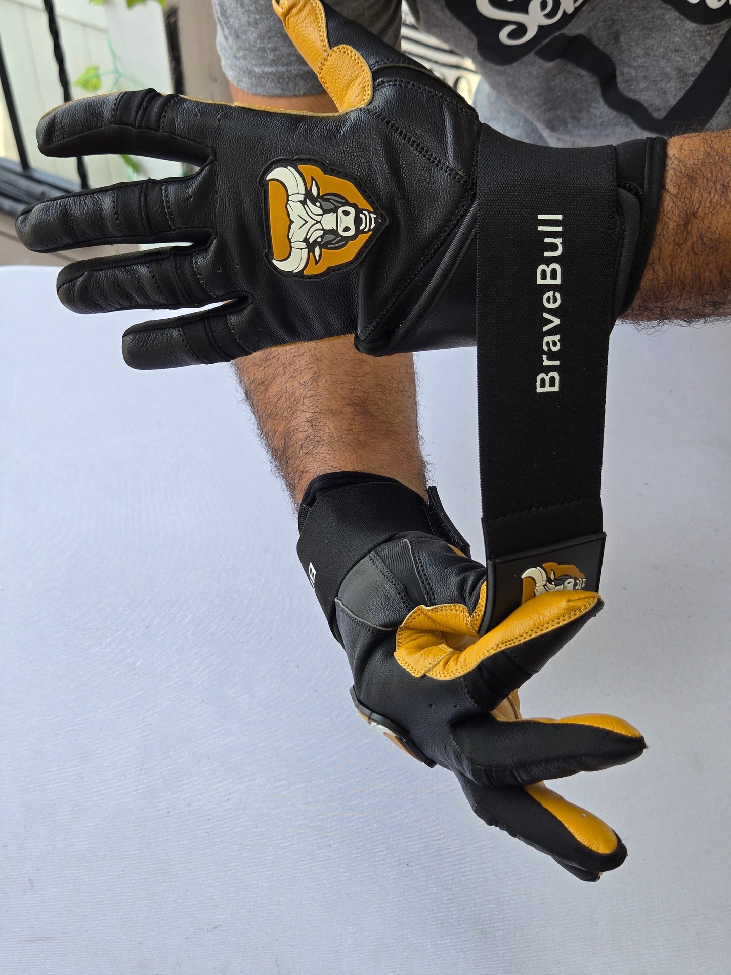 BraveBull Long Cuff Batting Gloves